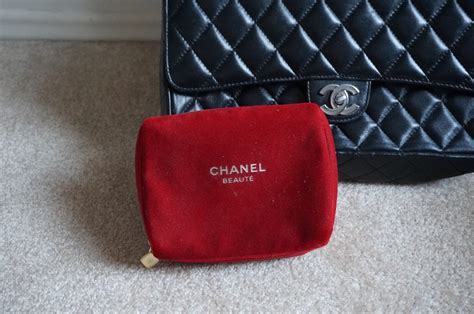 chanel makeup bag 2023|vintage Chanel makeup bag.